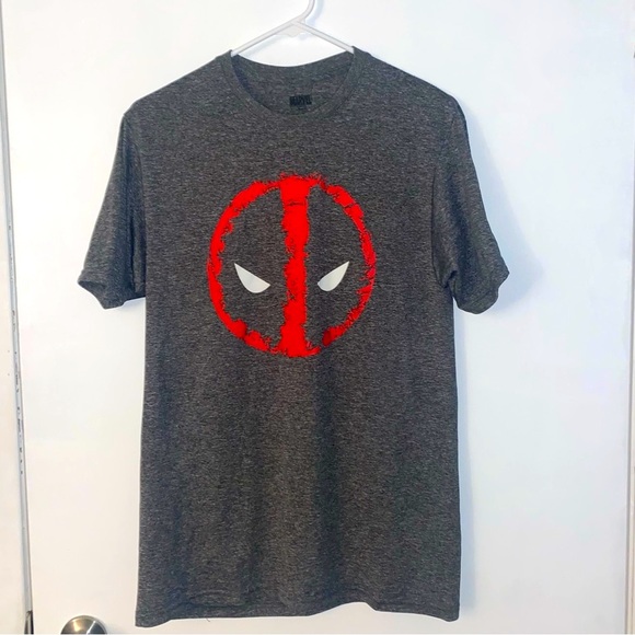 Marvel Deadpool T-Shirt 100% Polyester Medium - Picture 1 of 5